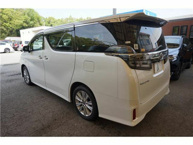 VELLFIRE