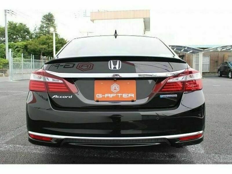 ACCORD HYBRID-8