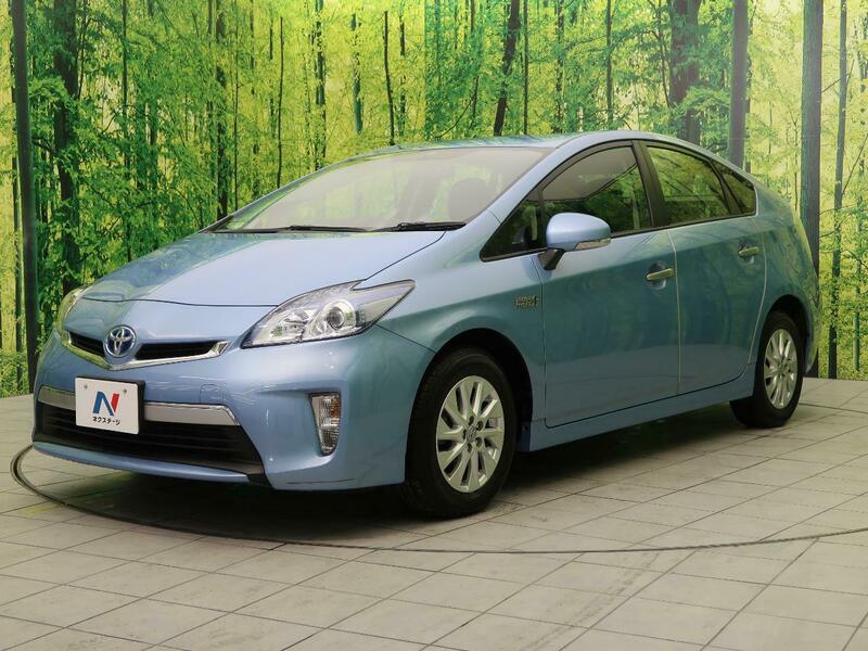 PRIUS PHV