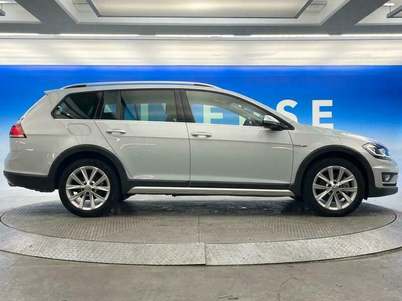 GOLF ALLTRACK