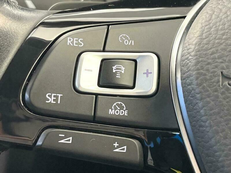 GOLF ALLTRACK
