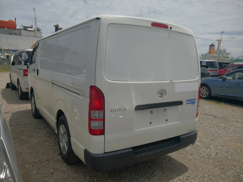 HIACE VAN