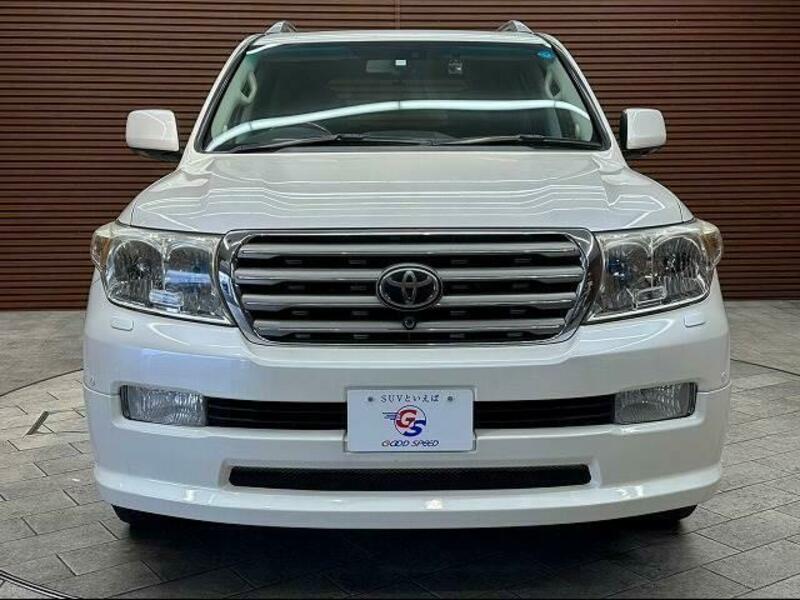 LAND CRUISER