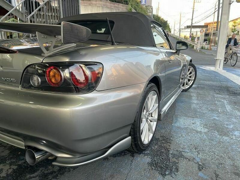 S2000