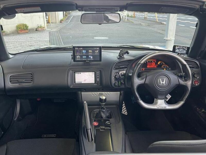 S2000