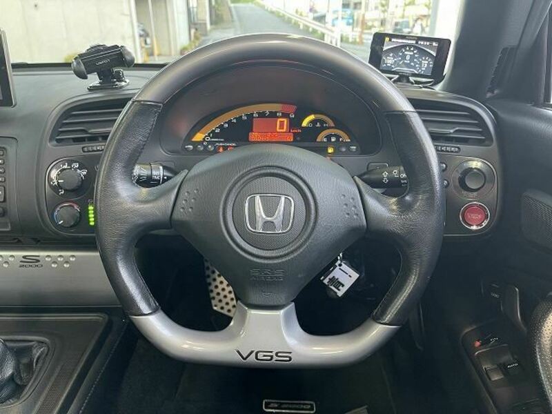 S2000