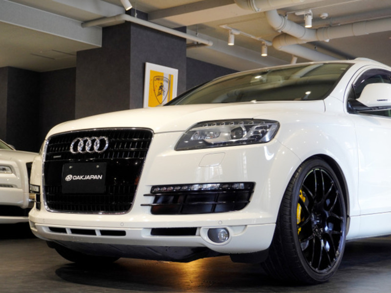 Q7