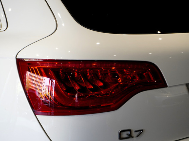 Q7