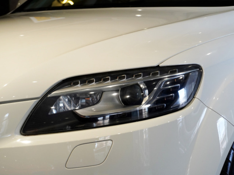 Q7