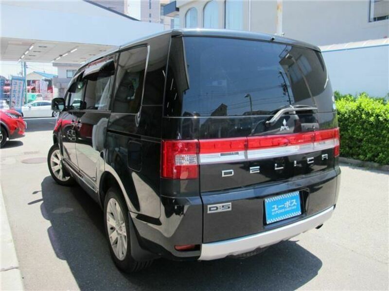 DELICA D5