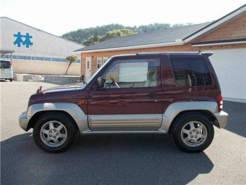 PAJERO JR