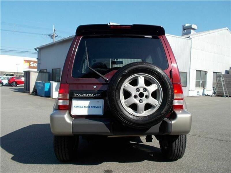 PAJERO JR