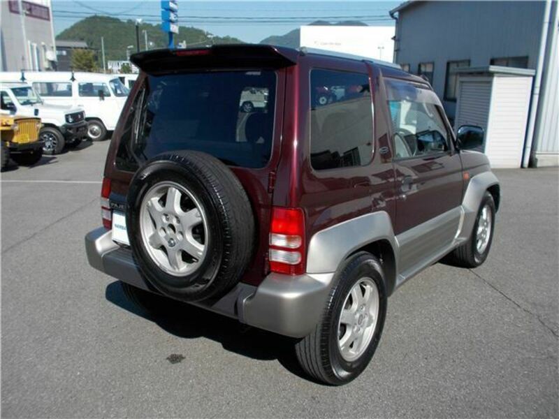 PAJERO JR
