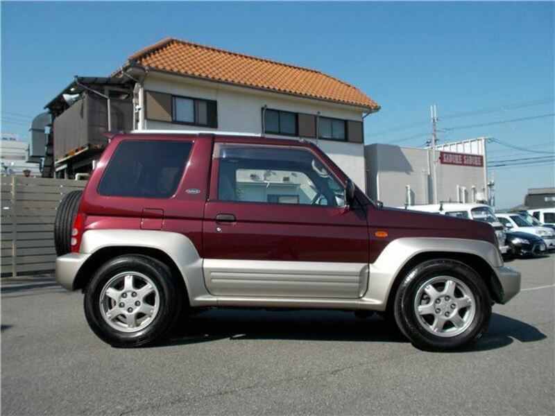PAJERO JR