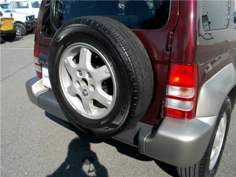 PAJERO JR