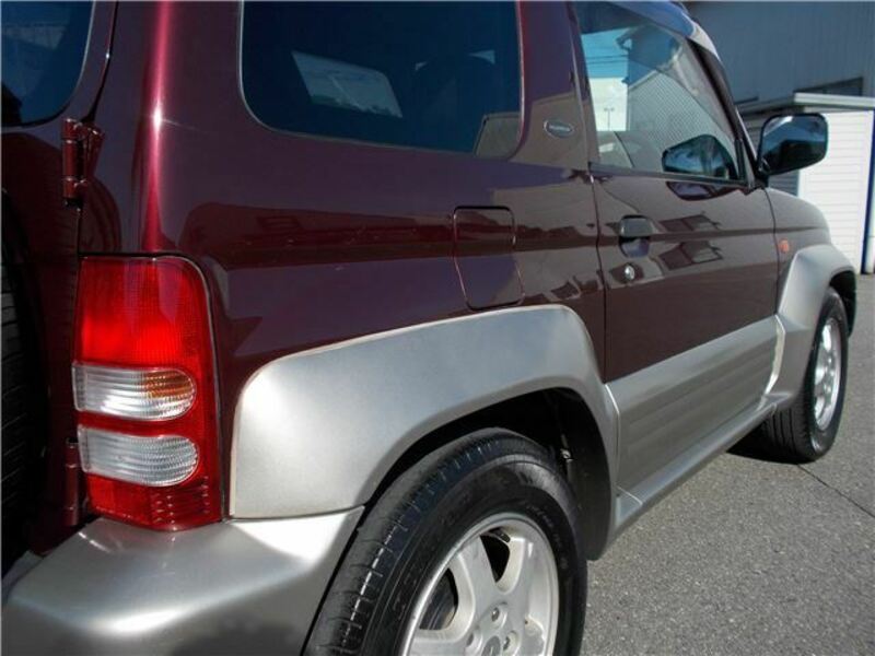 PAJERO JR