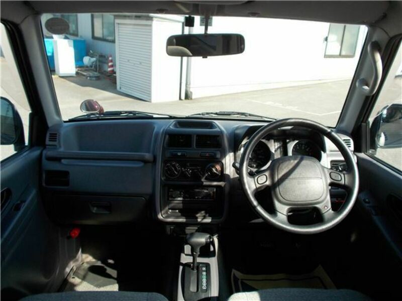 PAJERO JR