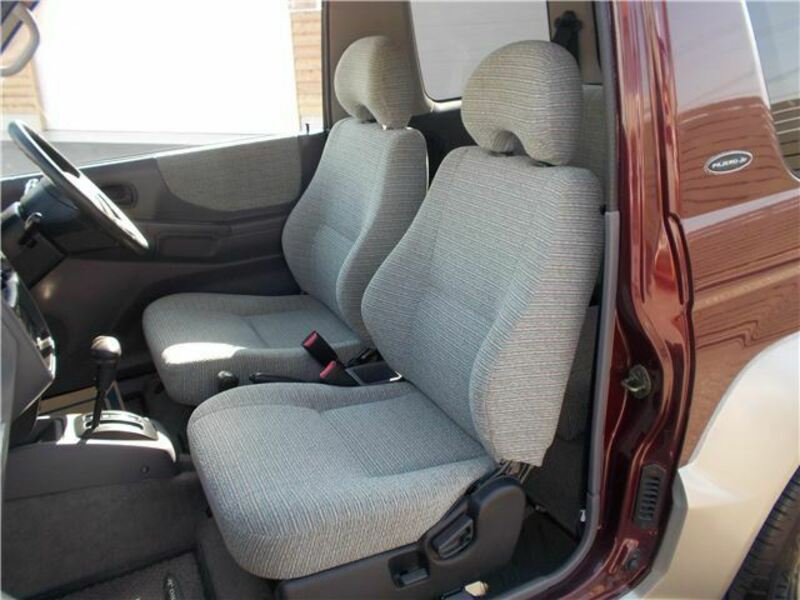PAJERO JR