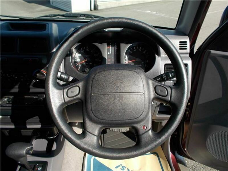 PAJERO JR