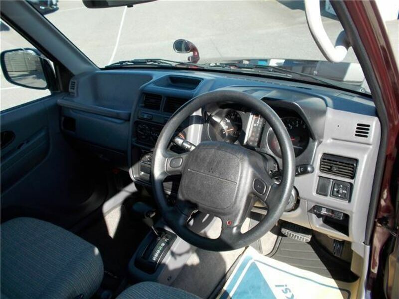 PAJERO JR