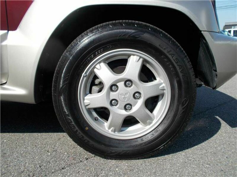 PAJERO JR