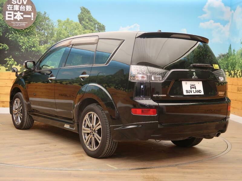 OUTLANDER-30