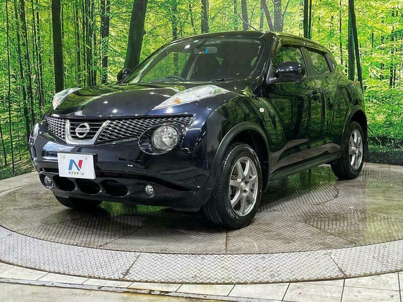 black 2012 nissan juke