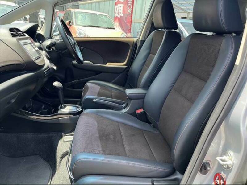 FIT SHUTTLE