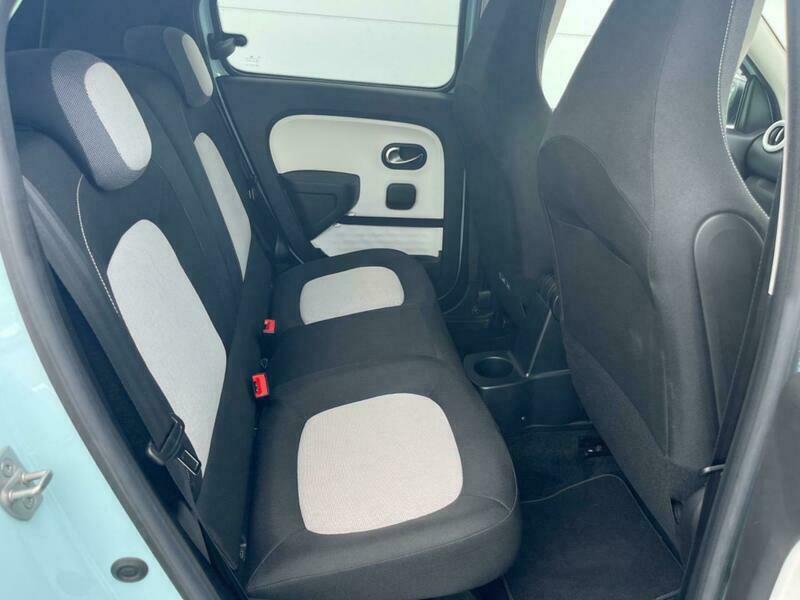 TWINGO