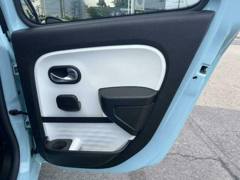 TWINGO