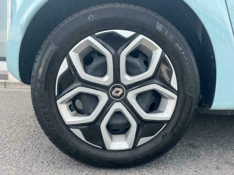 TWINGO