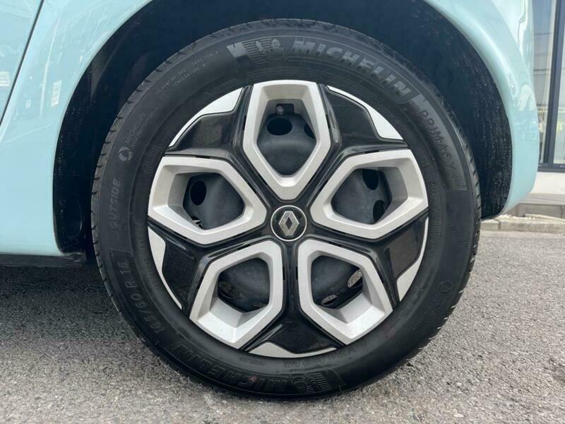 TWINGO