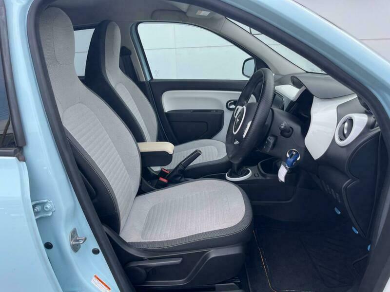 TWINGO