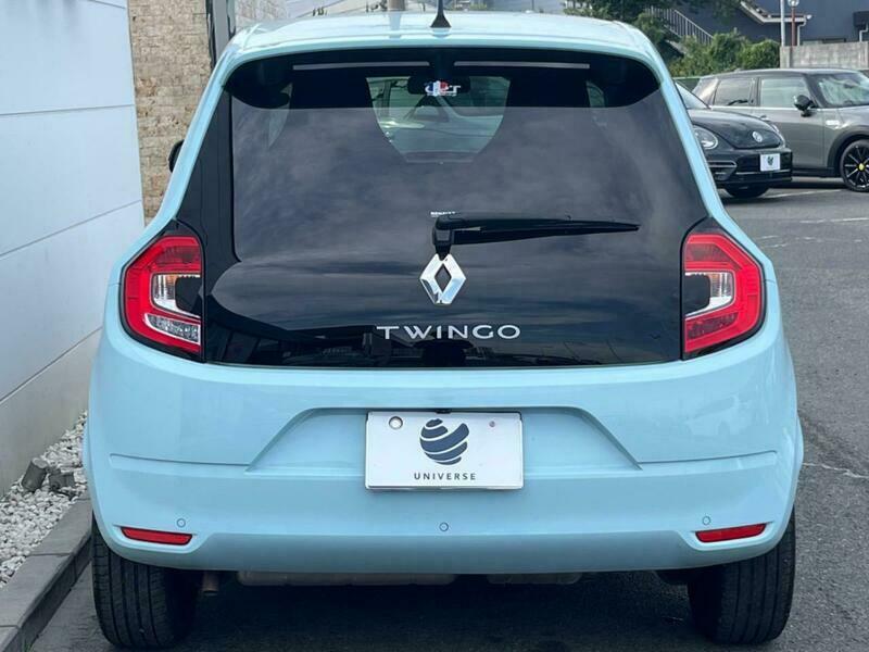 TWINGO