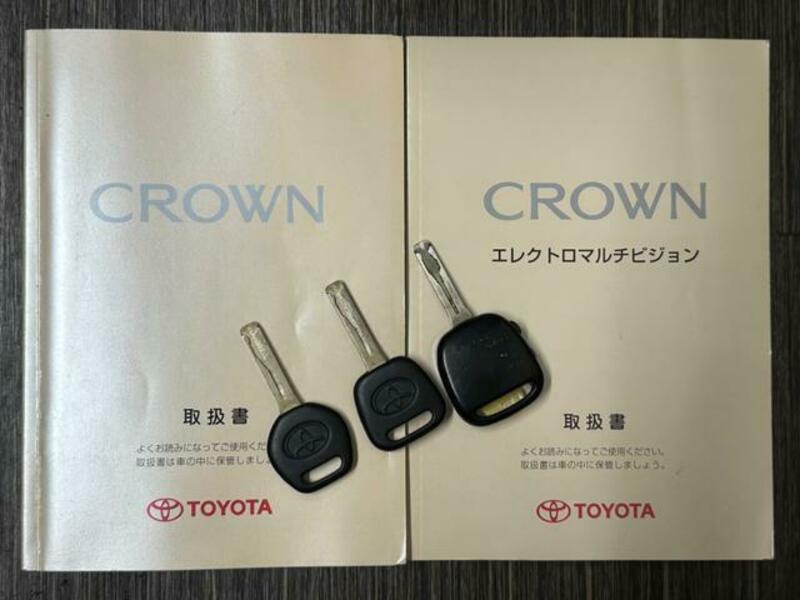 CROWN