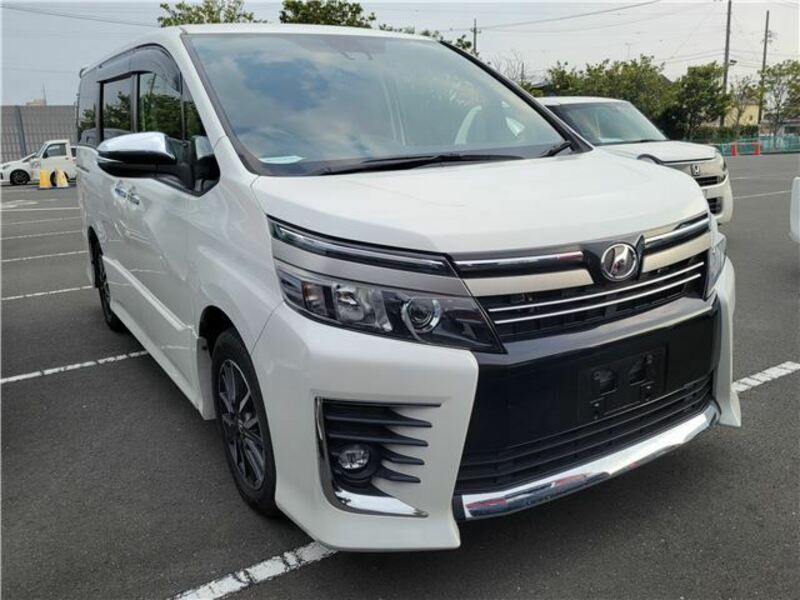 Used 2016 TOYOTA VOXY ZRR80W | SBI Motor Japan