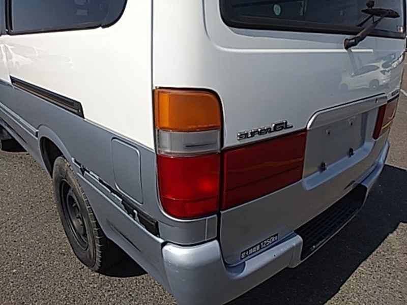 HIACE VAN