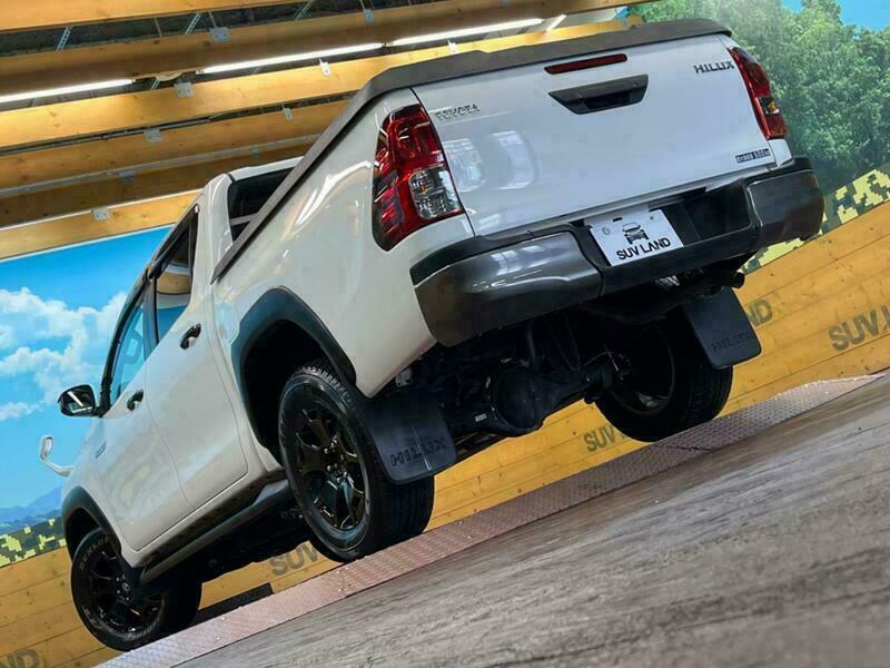 HILUX