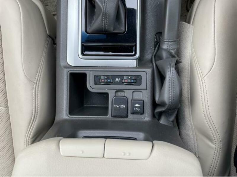 LAND CRUISER PRADO-6