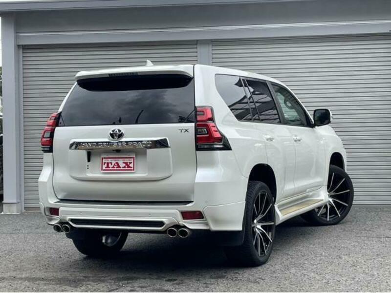 LAND CRUISER PRADO-1
