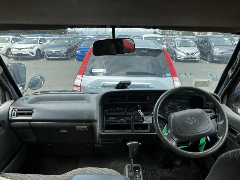 HIACE VAN-2