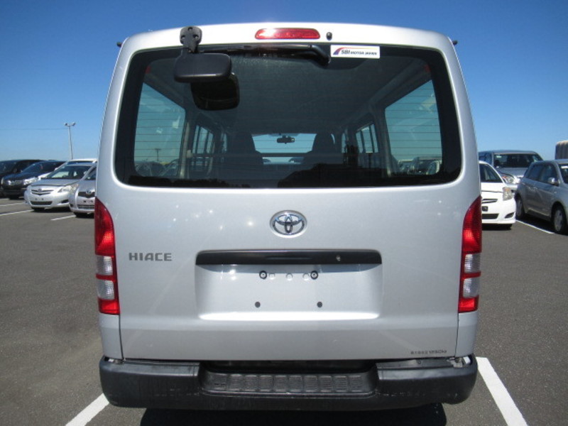HIACE VAN