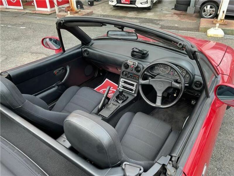 EUNOS ROADSTER