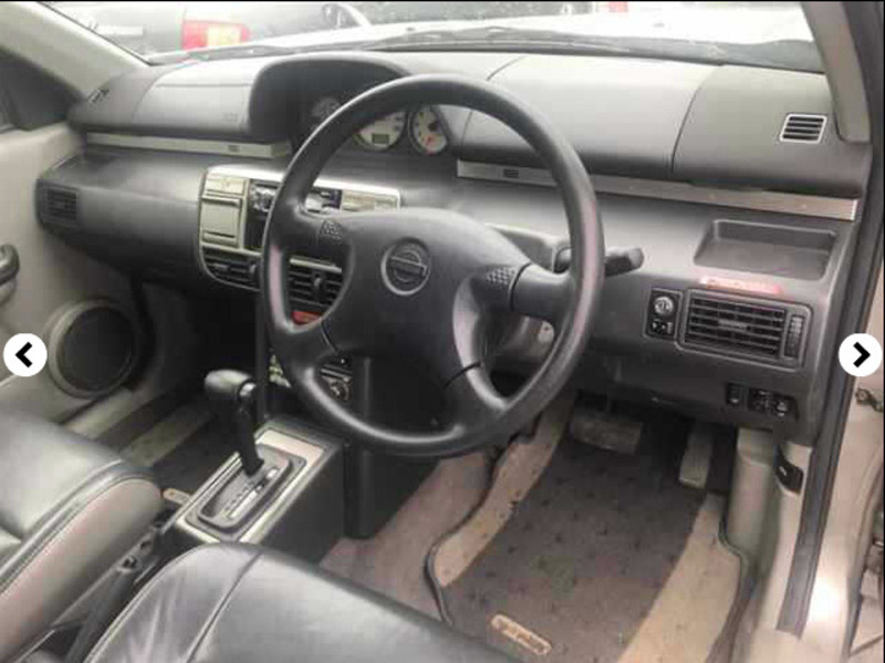 X-TRAIL