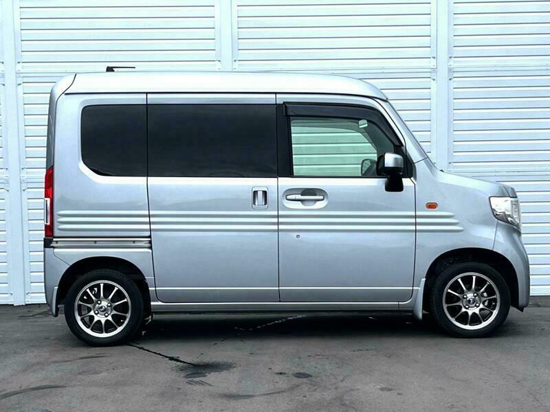 N-VAN