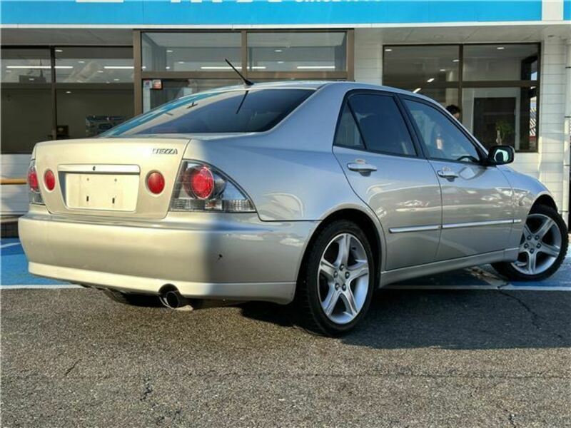 ALTEZZA