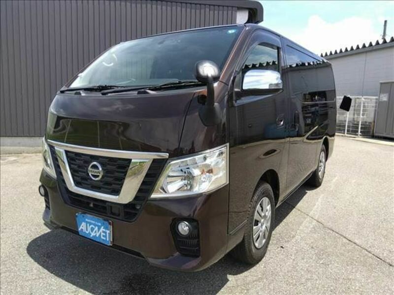 NV350 CARAVAN-0