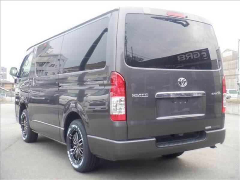 HIACE VAN