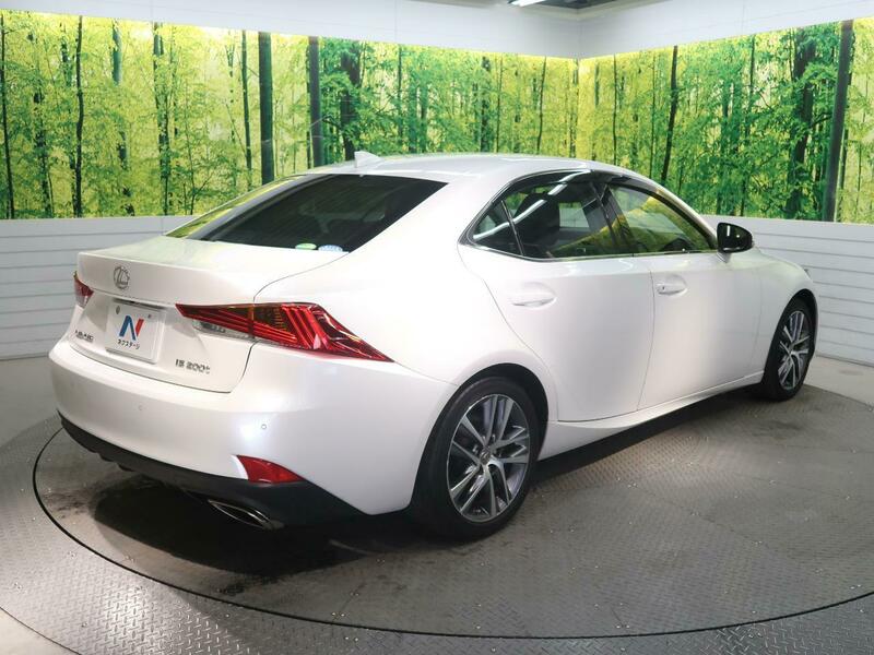 Used 2017 LEXUS IS ASE30 | SBI Motor Japan