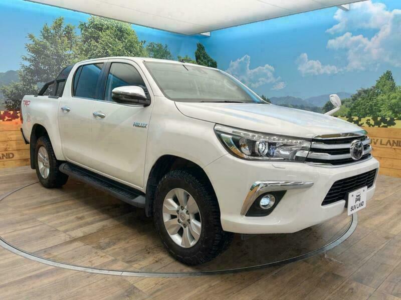 HILUX-31